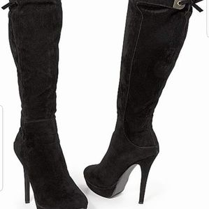 Venus tie back boots